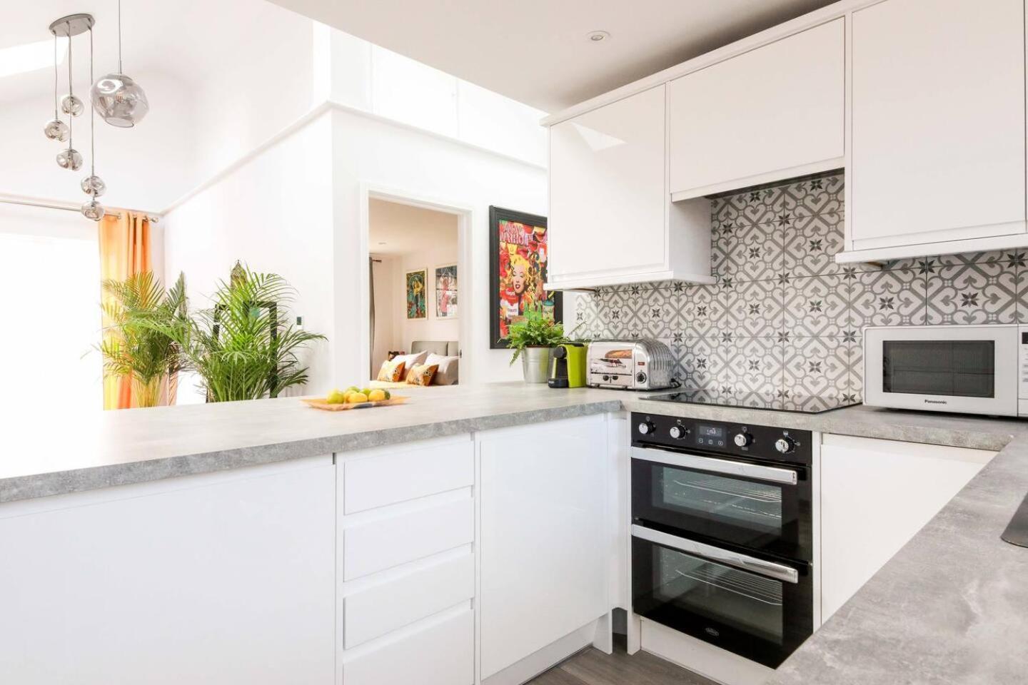 Little Bright House Hotel Whitstable Bagian luar foto